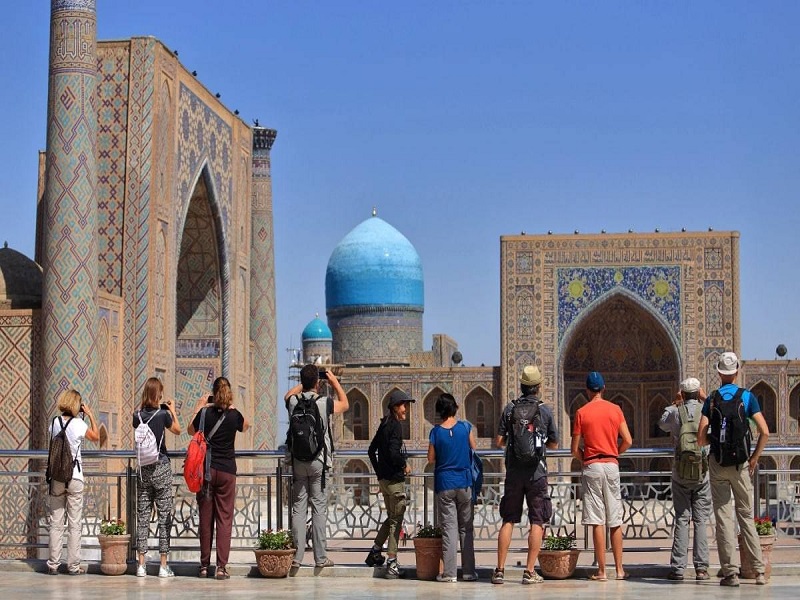 03_10_2024-italiya-fuarolari_p17383