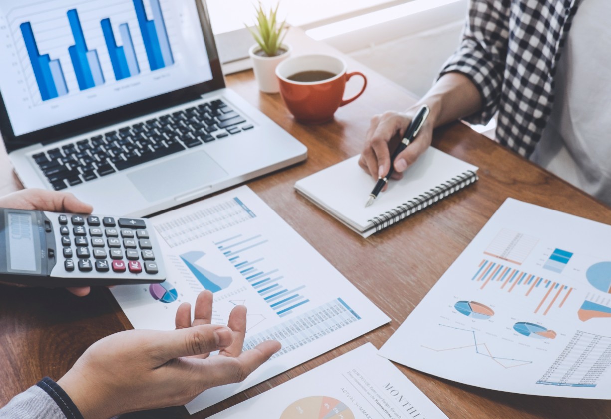 usaqlap_satw_sawda_tarawnda_hrekettegi_kommerciya_krxanalar_san_p67465